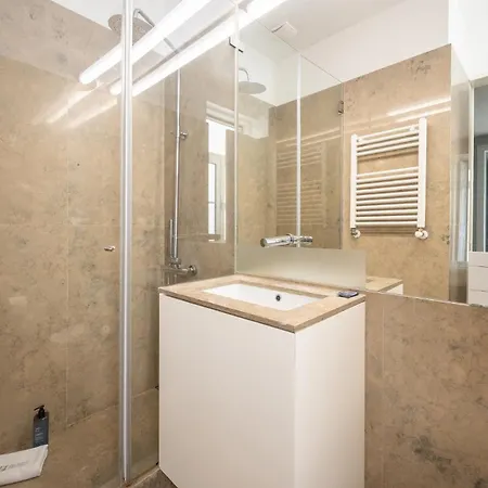 Guestready - Fantastic Flat Near S. Jorge Castle شقة *